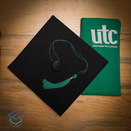 Birrete con Estola Verde UTC